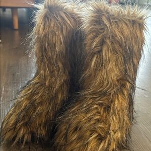 Faux Fur Brown Boots